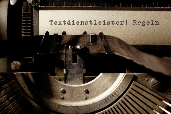 Textdienstleister, Texthandwerkerin, Textdienstleisterin, Texte, Text in Auftrag geben, Auftrag Text